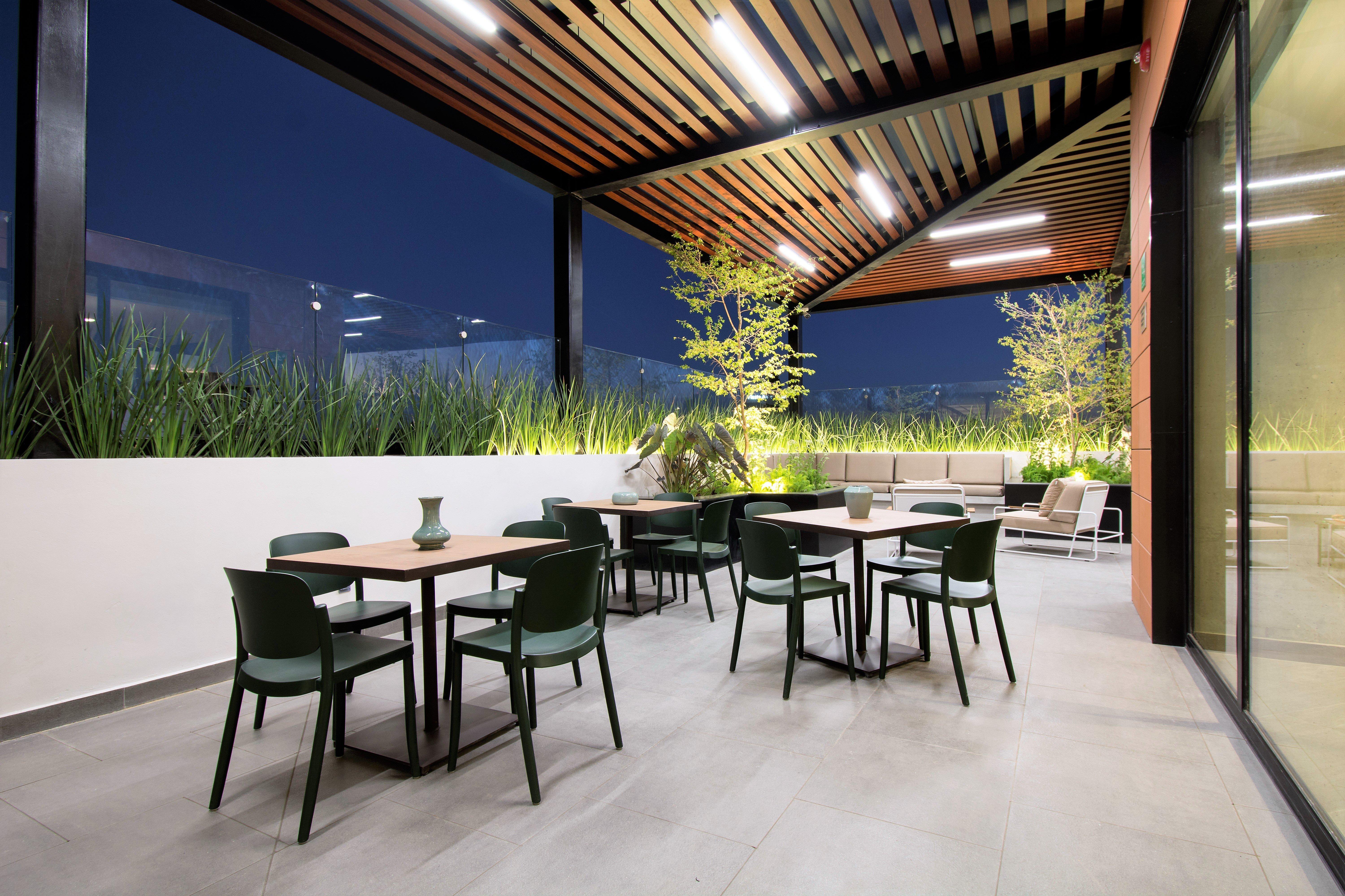 Staybridge Suites - Guadalajara Novena By Ihg Екстериор снимка