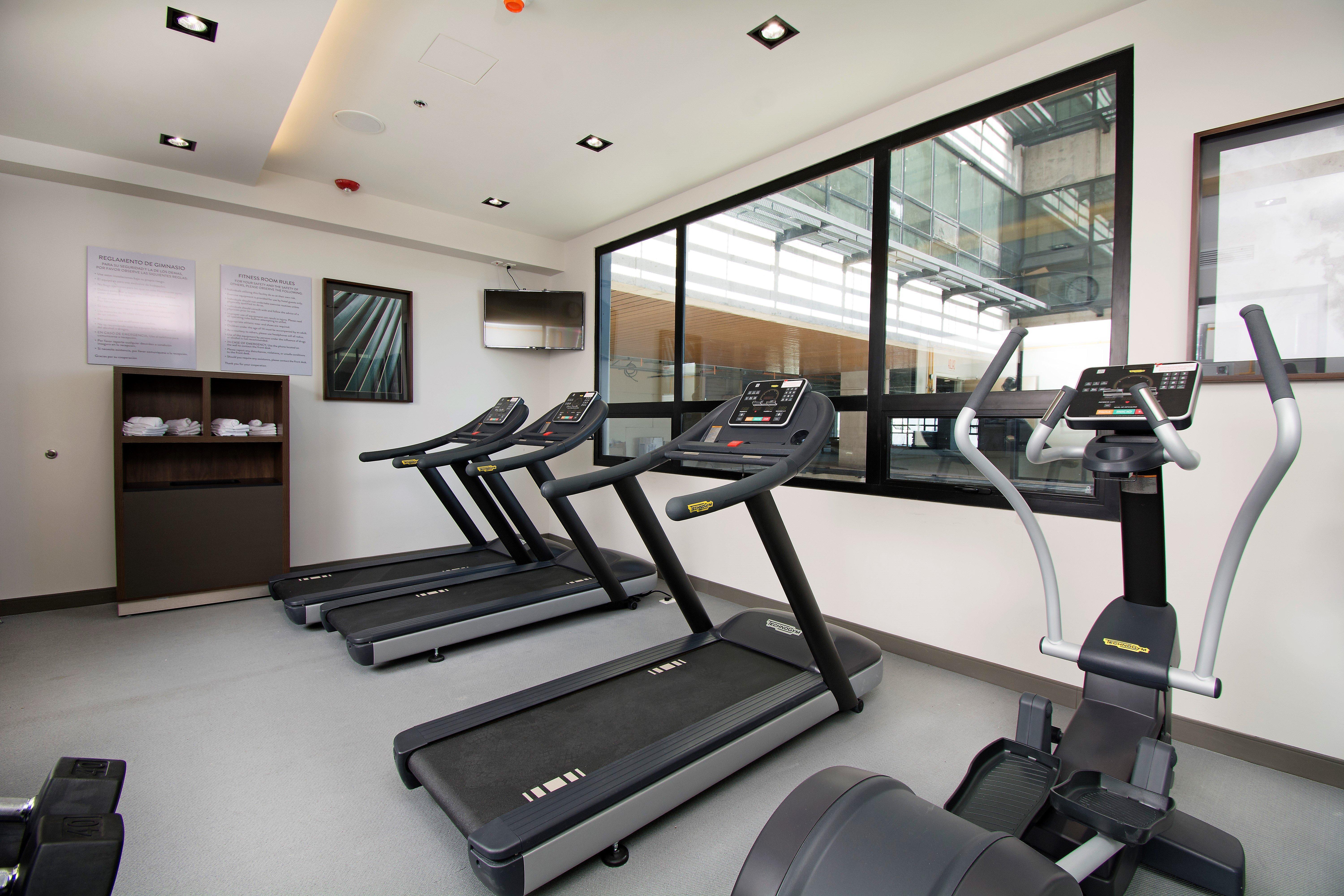 Staybridge Suites - Guadalajara Novena By Ihg Екстериор снимка